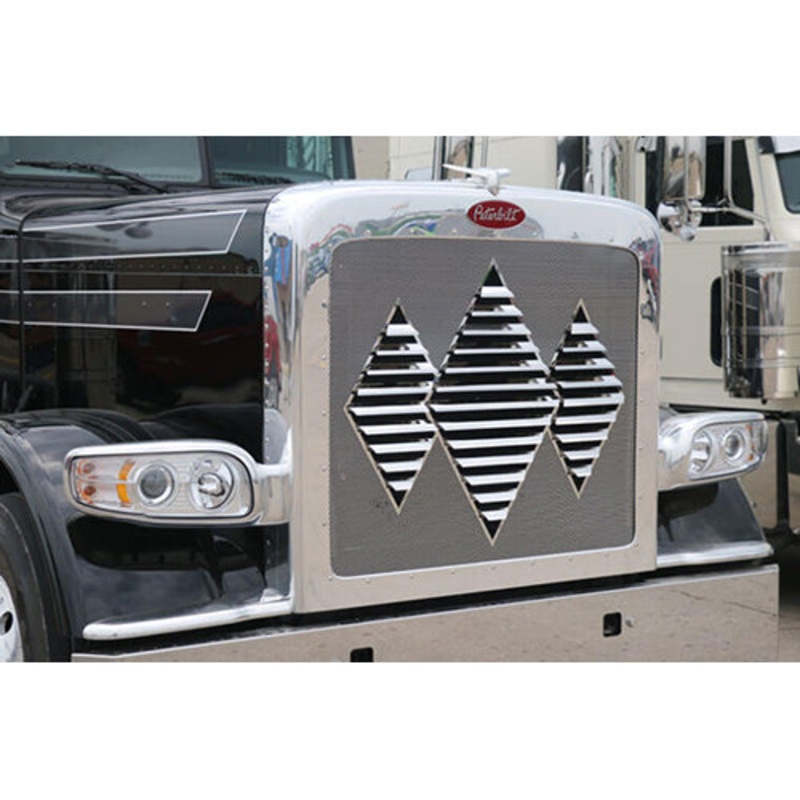 Peterbilt 379 extended hood stainless steel triple diamond louvered grill