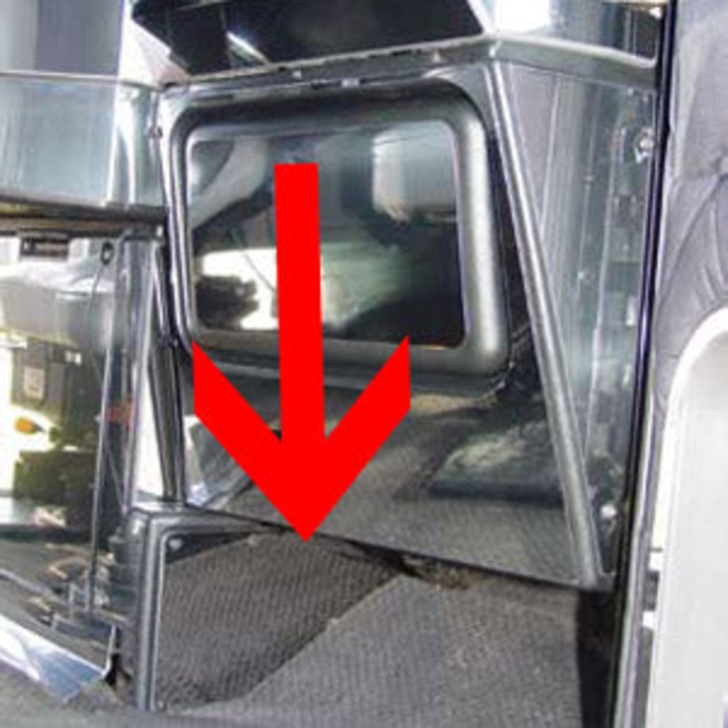 Freightliner Classic/FLD stainless steel passenger’s side lower left kick panel trim