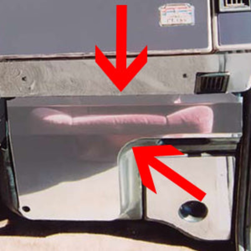 Peterbilt 1999-2000 stainless steel lower heater panel trim