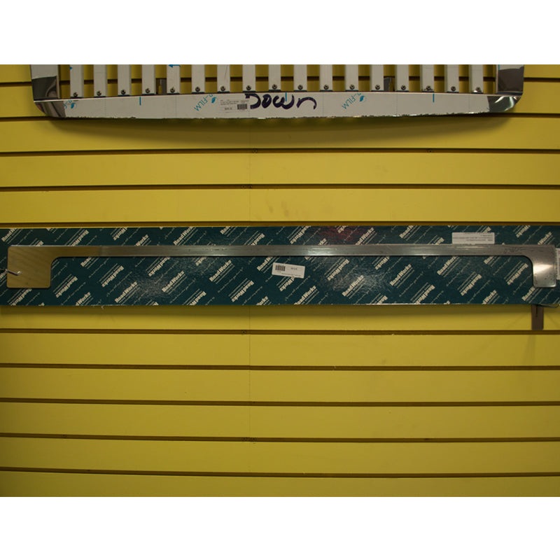 Western Star 4900 2000+ stainless steel upper door/under window trims – PAIR