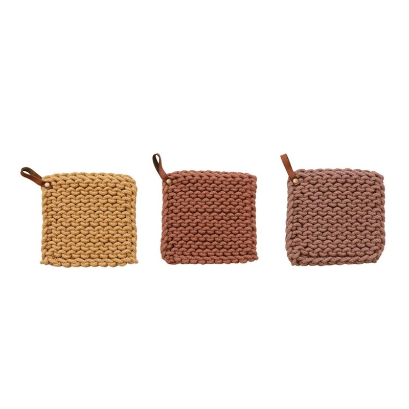 8 Pot Holder W/Leather Loop
