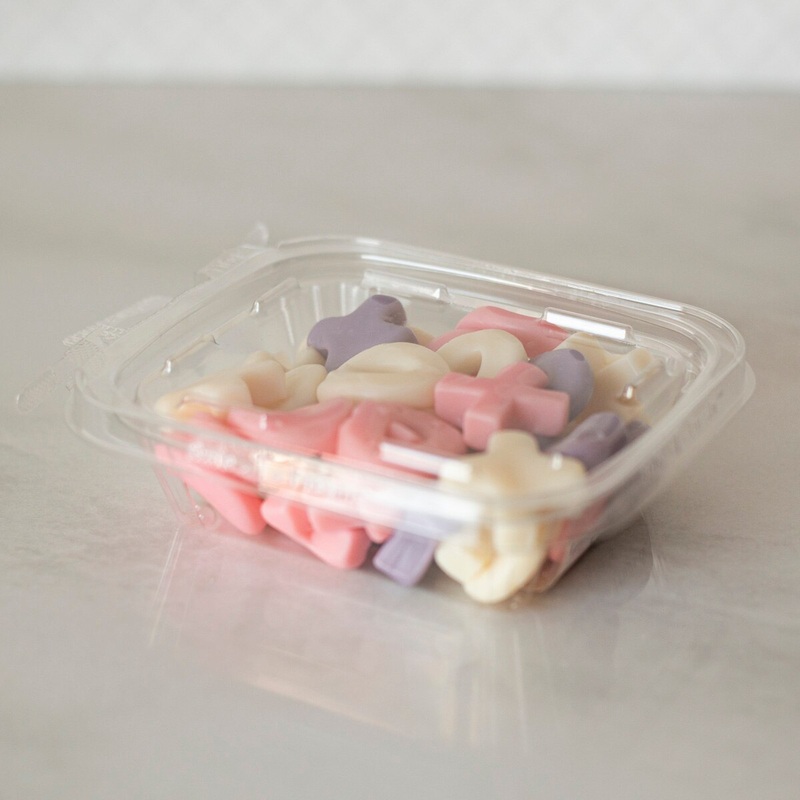 Gummi Hugs & Kisses – 7 Oz Container