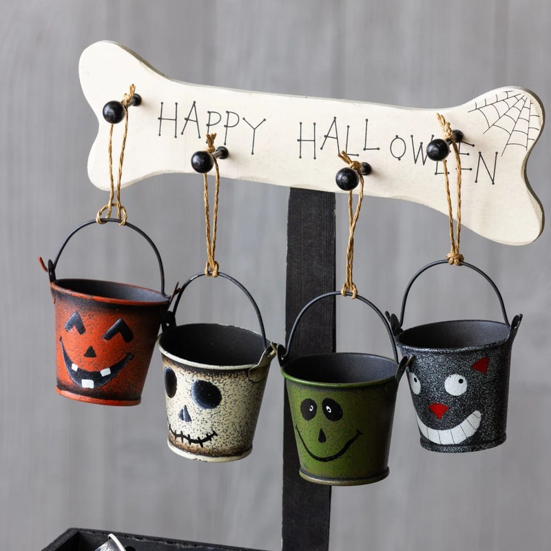 Metal Spooky Mini Buckets