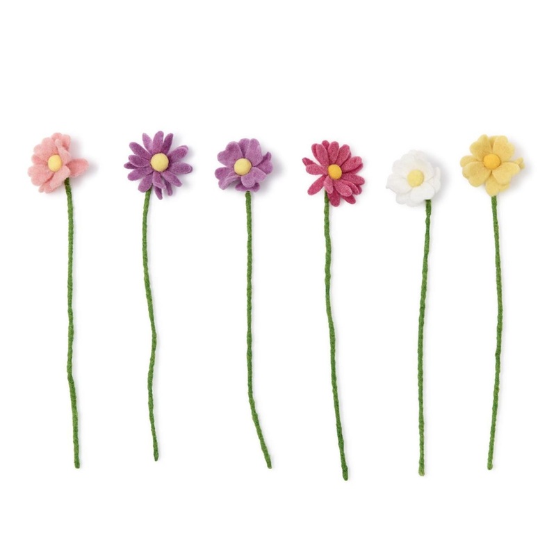 Felt Flower Display W/Bucket 36pc