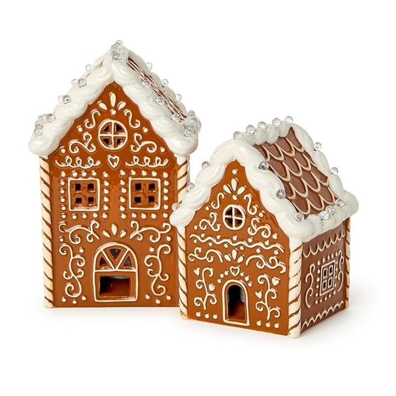 Light-Up Gingerbread House (s/2)