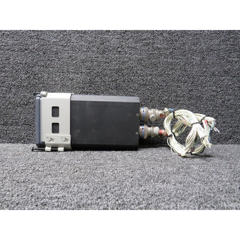 10638N01M01 (Alt: 9912497-3) Ametek Dual Fuel Flow & Quantity Indicator w Mount