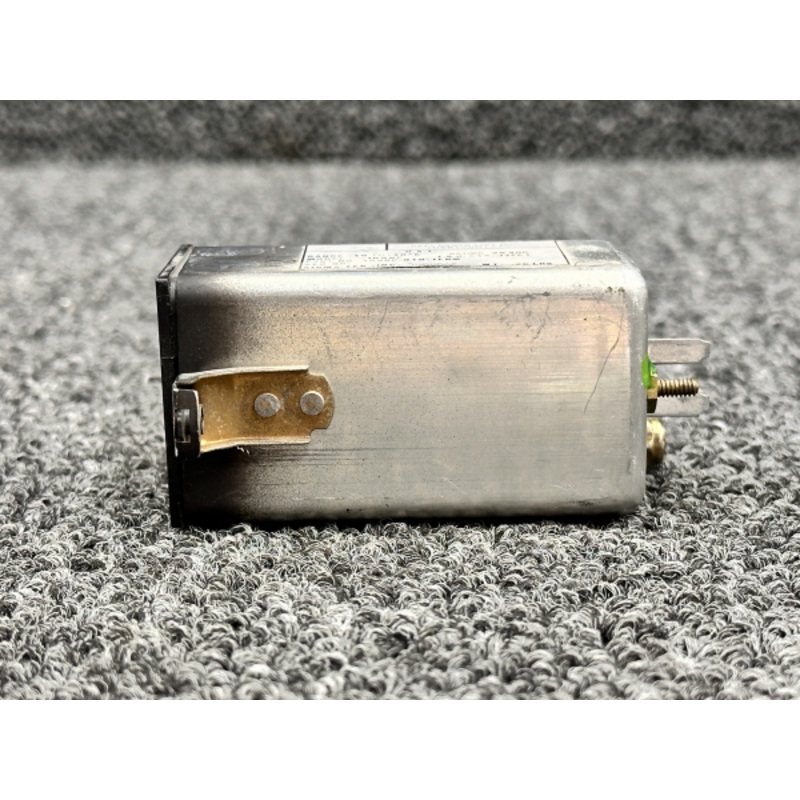 169BP-910-1LBW Sigma Tek 169BP Outside Air Temperature Indicator (28V)