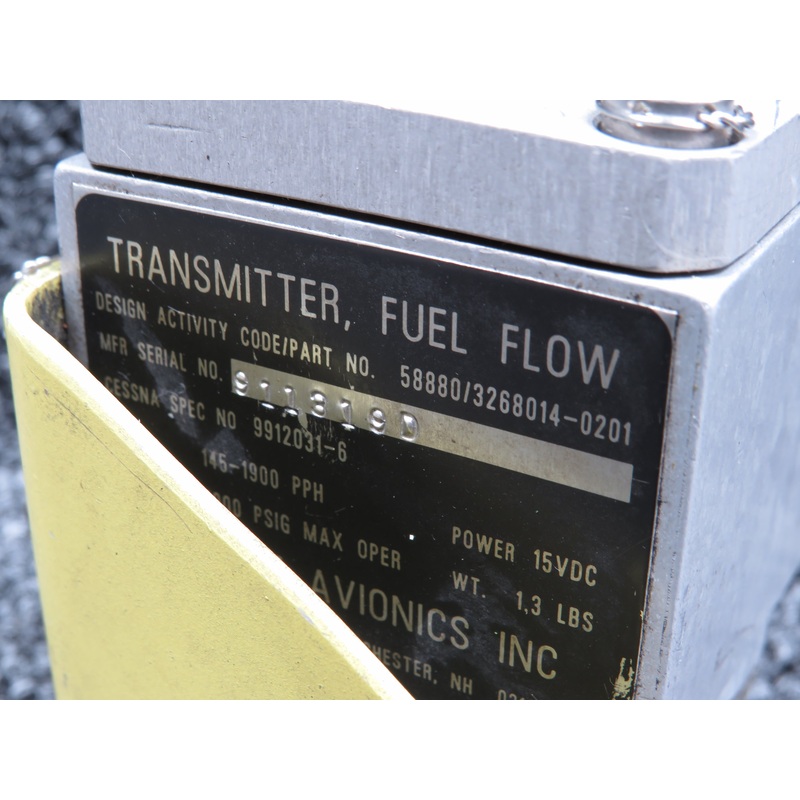 3268014-0201 (Alt: 9912031-6) Meggitt Avionics Fuel Flow Transmitter with Mount