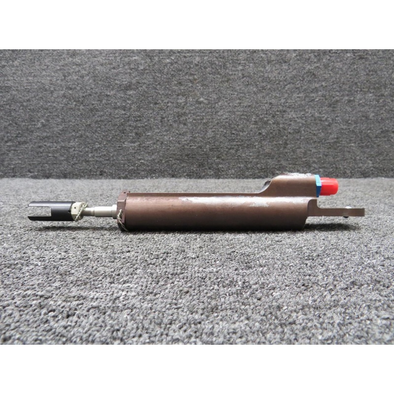 98281-3 (Alt: 9912050-15) Gar-Kenyon Master Brake Cylinder (Chipped Clevis)