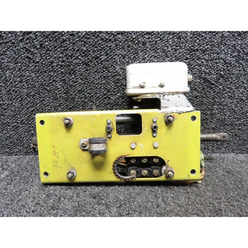010A-61285-51 Mitsubishi Flap Stopper Assembly