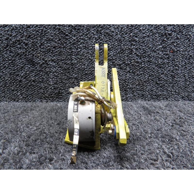017A-61671-2 Mitsubishi Bracket Assembly RH