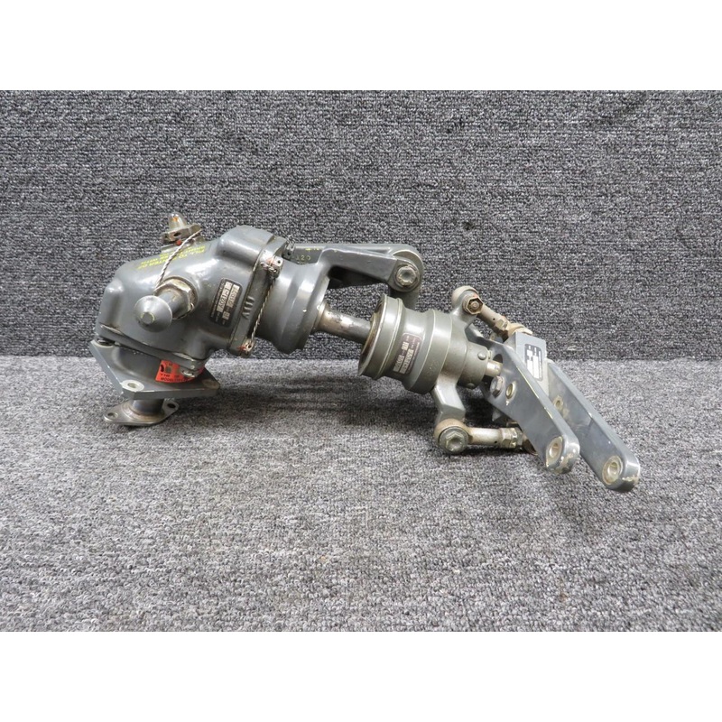 A021-1, A031-1, A030-1 Robinson Tail Rotor Gearbox with Pitch Controller and Hub