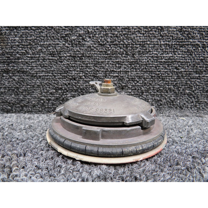431-9R Shaw Aero Devices Fuel Cap Assembly (Red)