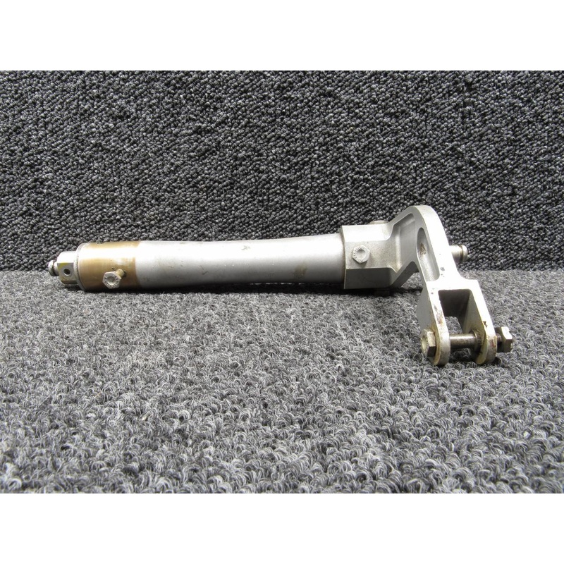 45A39300-001 Mitsubishi MU-300 NLG Door Retract Torque Tube Assembly
