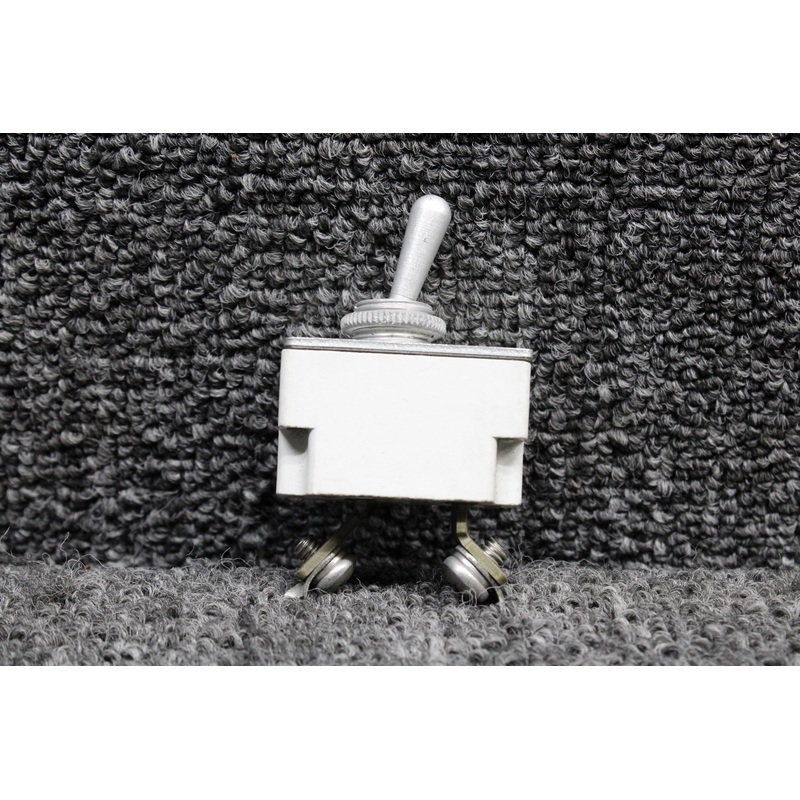 7270-5-7-1-2 Klixon Breaker Toggle Switch (Amps: 7.5)