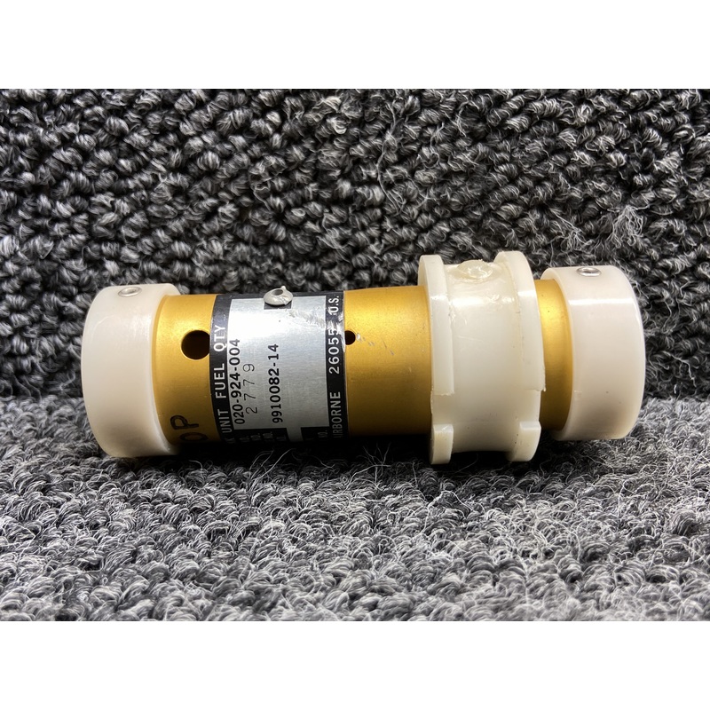 020-924-004 (Alt: 9910082-14) Gull Airborne Auxiliary Fuel Transmitter LH or RH