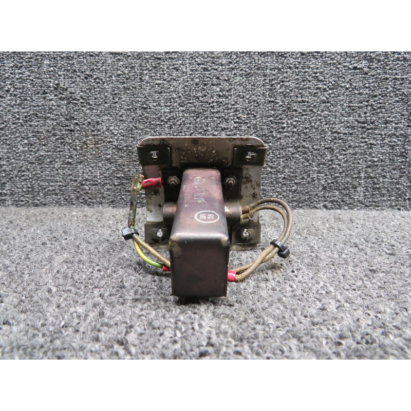 148 Cessna 172D Safe Flight Lift Detector with Mounting Plate (Corrosion)