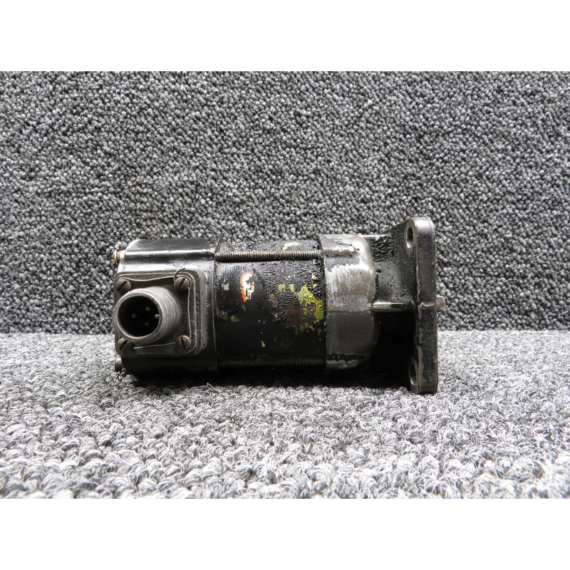 H60-050 Lear Siegler 4 Pole Tachometer Generator (Peeling Paint)