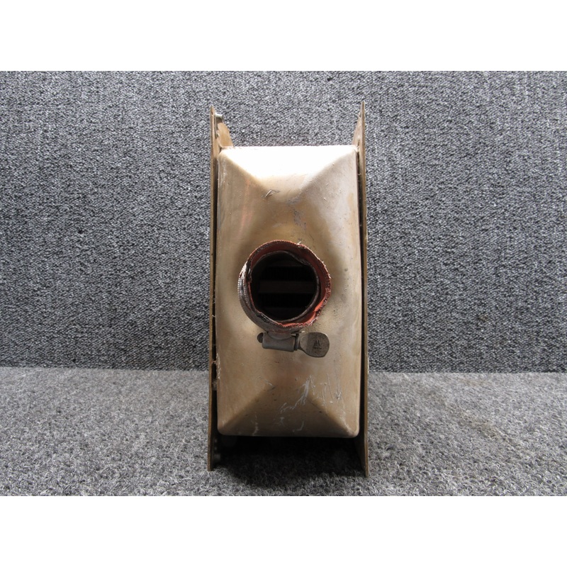 8541001 (Alt: 101-381010-1) Harrison HE29-189 Oil Cooler (Slight Bends on Mount)