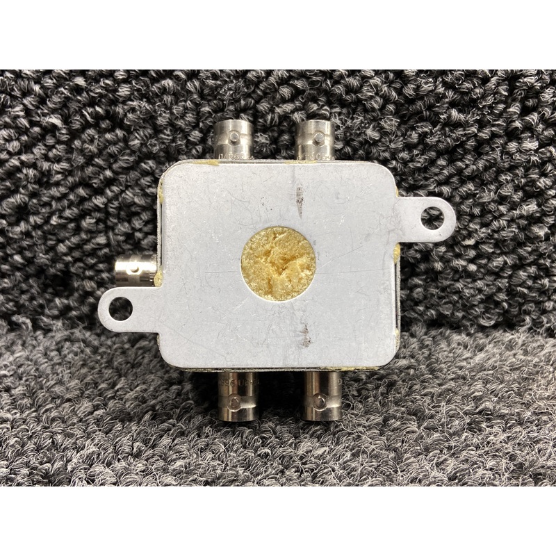 AV-585 RAMI VOR, Localizer, Glideslope Antenna Coupler