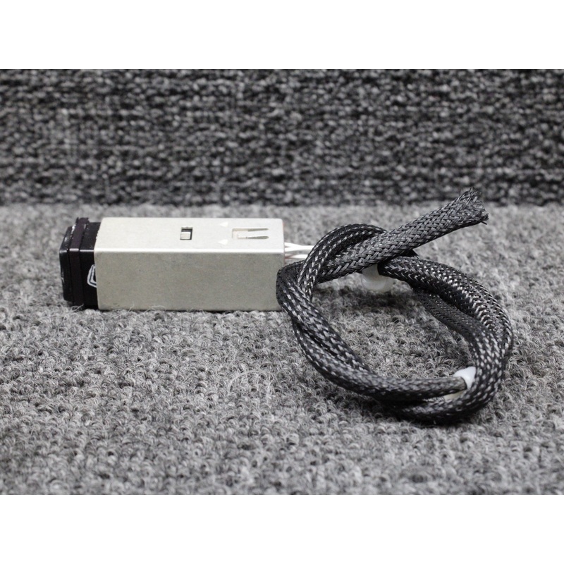 96182 (Alt: 582-10A0B0C1) Eaton Annunciator Switch (Alt Alert)