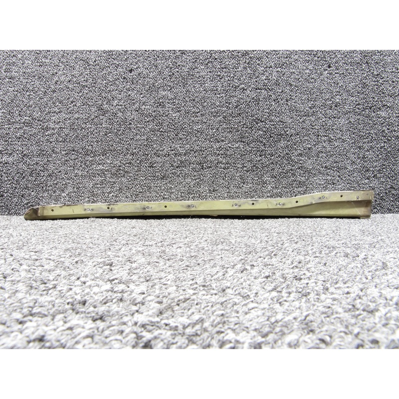 137511F410 Jetstream 31 Lower Closing Plate RH