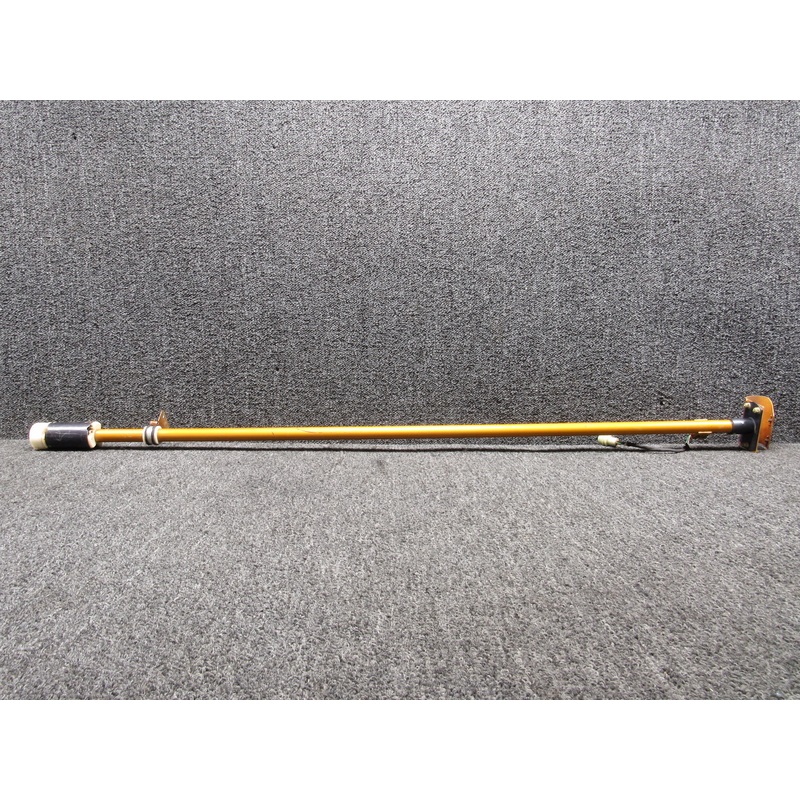 011-901-001 Gull Airborne Type 2 Fuel Quantity Tank Unit with Brackets