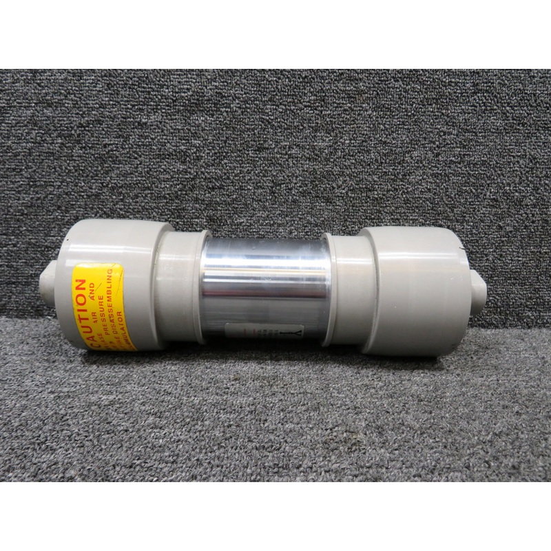 08-8423-010 (Alt: MS28700-3) York Ind Hydraulic Accumulator w Green Tag (Core)