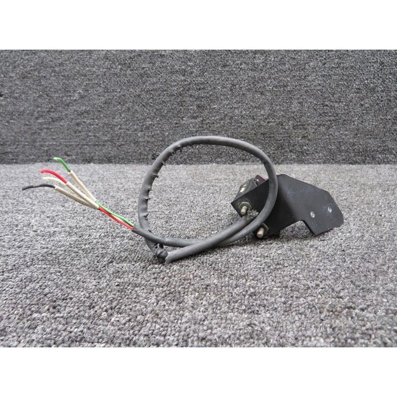 965-0113-008 Safe Flight Approach Indexer with Modifications (Volts: 28)