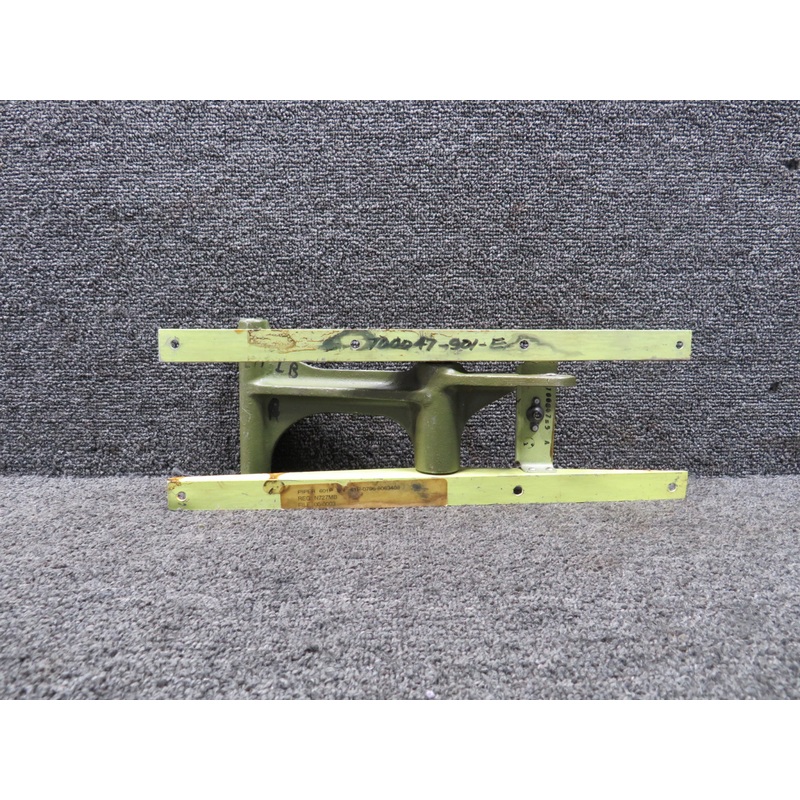 600065-001 Piper Aerostar 601P Rudder Control Arm Assembly with Brackets