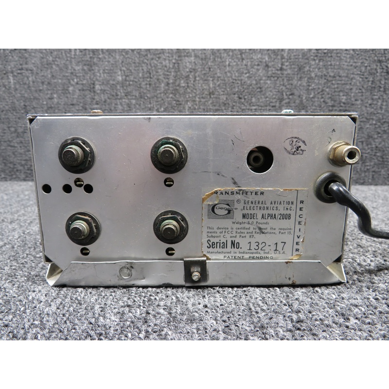 Genave Alpha 200B Nav-Comm Radio with Tray (Volts: 12) (Wear)