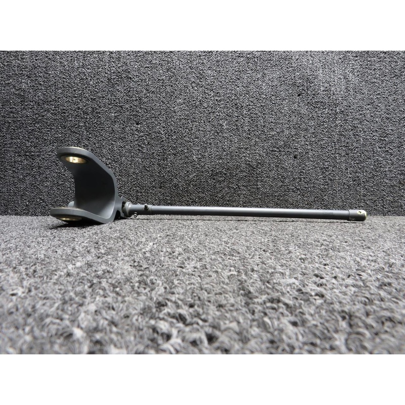 13717E403, 13718E403 Jetstream 31 Torque Shaft Yoke Lever & Adjuster Shaft Assy