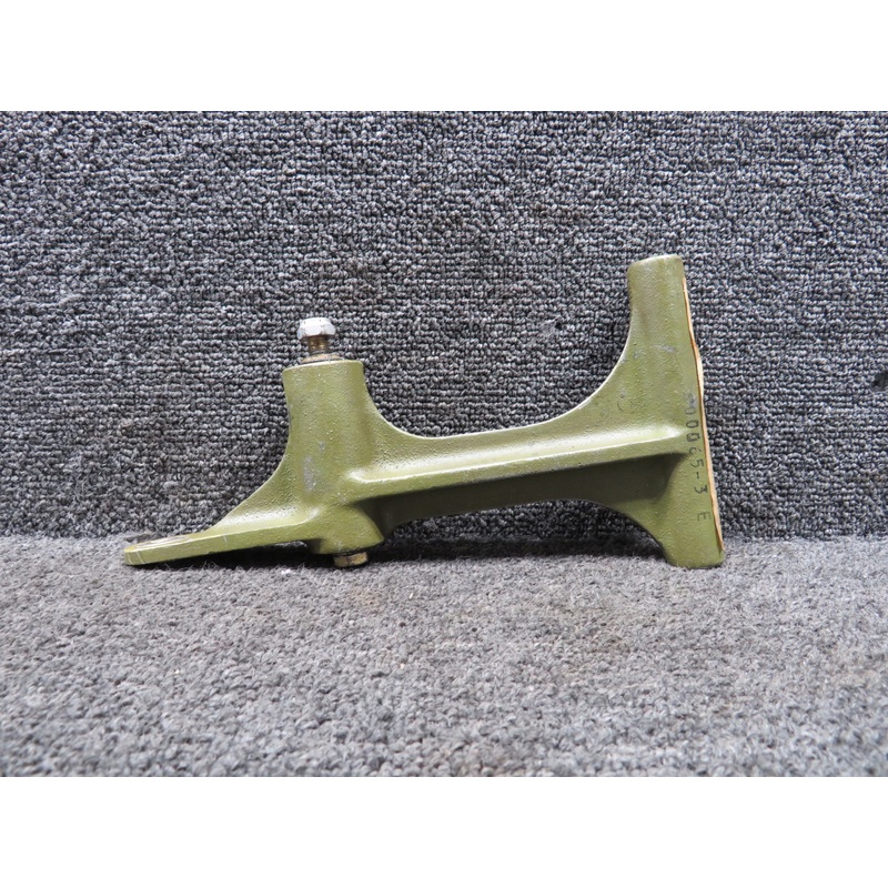 600065-001 Piper Aerostar 601P Rudder Pedal Control Arm Assembly