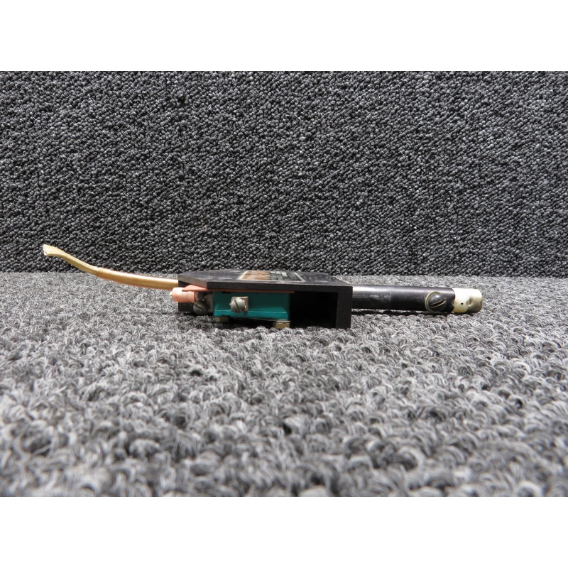 04985-1 (Alt: 010A-988150-1) Koito Handle Type Switch Assembly (Less T-Handle)