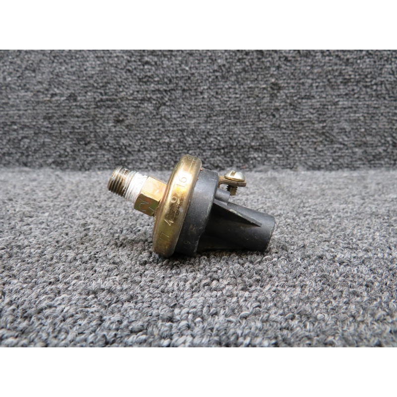 76577-4-9416 Hobbs Pressure Switch (Damaged, Bent)