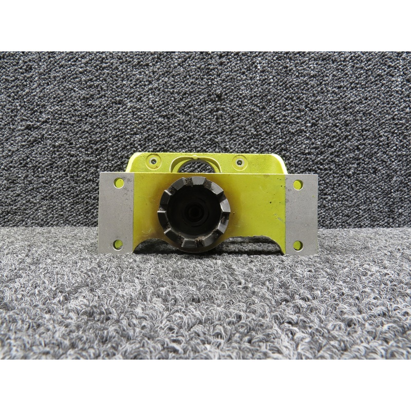010A-38822-3 Mitsubishi 2B-30G Emergency Gear Down Mechanism Bracket Assy (Core)