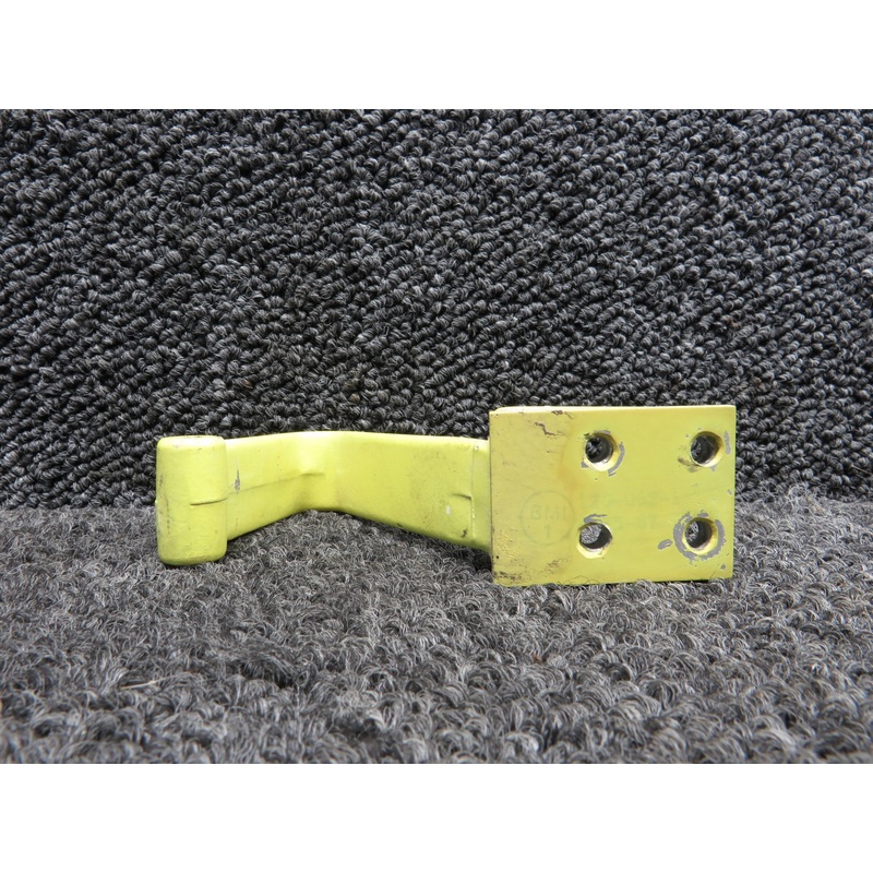 205-030-033-002 Bell 412 Door Hinge LH Lower