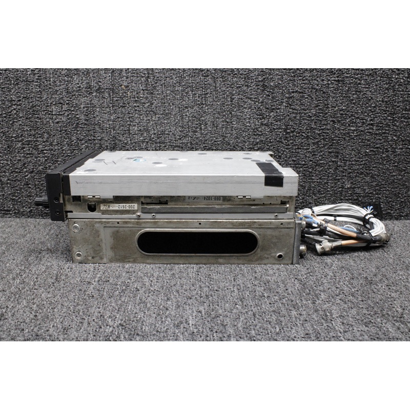 069-1024-12 King KX-155 VHF Nav Comm Unit w Tray (14V) (Bad Screen)