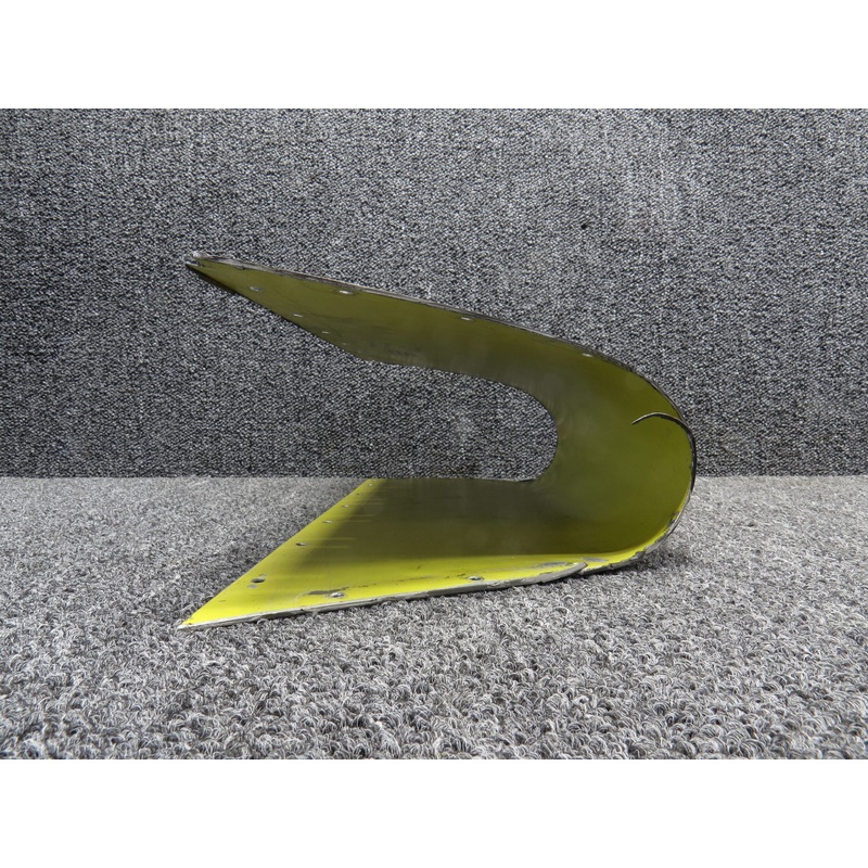 1159W20010-4 (Alt: 6121-1010-4) Gulfstream GII Polished Leading Edge RH (Scuffs)