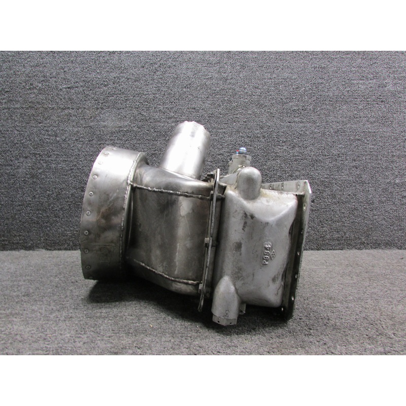 8546922 (Alt: D-10070) Harrison AP09AN13-09 Oil Cooler Assembly w Shroud