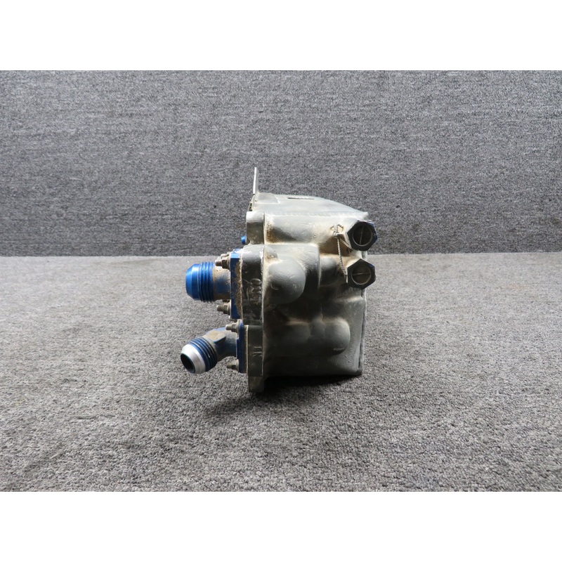 209-062-501-005 (Alt: 10698-B) Stewart Warner Oil Cooler Assembly (Worn)