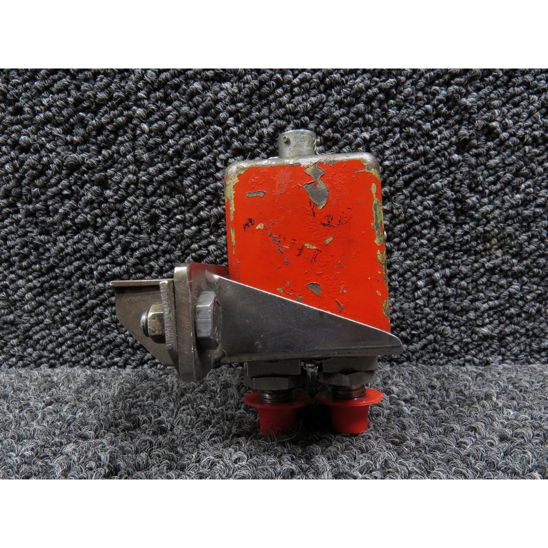 8000180 Sabre 80 Century Electronics Differential Pressure Switch (28 Volts)