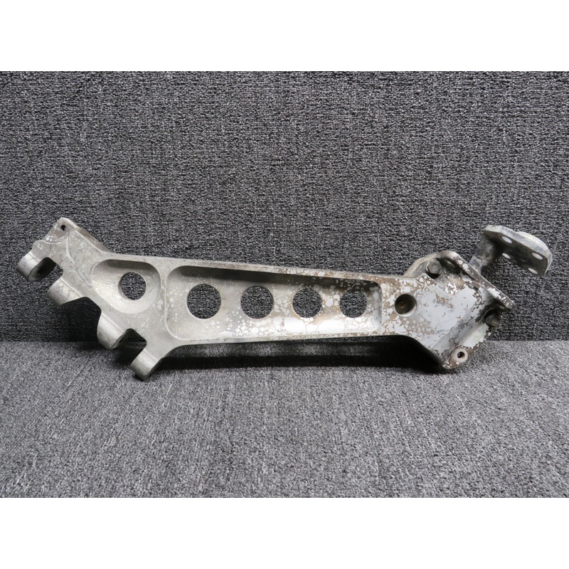 022A-13256-2, 022A-13251 Mitsubishi MU-2B-26A Engine Mount Side Panel RH
