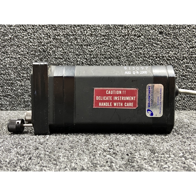 1U262-015-5 Sigma Tek 4000C-6 Directional Gyro Indicator (Cracked Case)