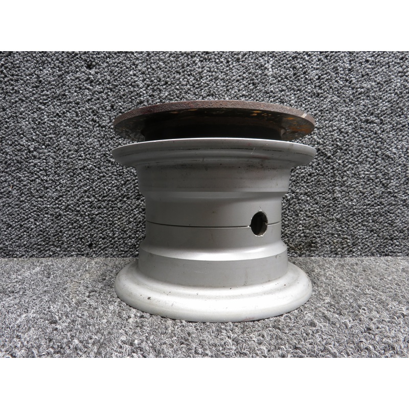 50-1A Grove 5.00×5 Main Landing Gear Wheel Assembly (Damaged)