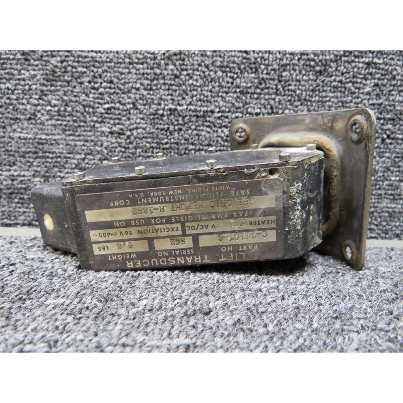 C-77107-6 Safe Flight Lift Transducer (Volts: 28) (Worn, Corrosion)