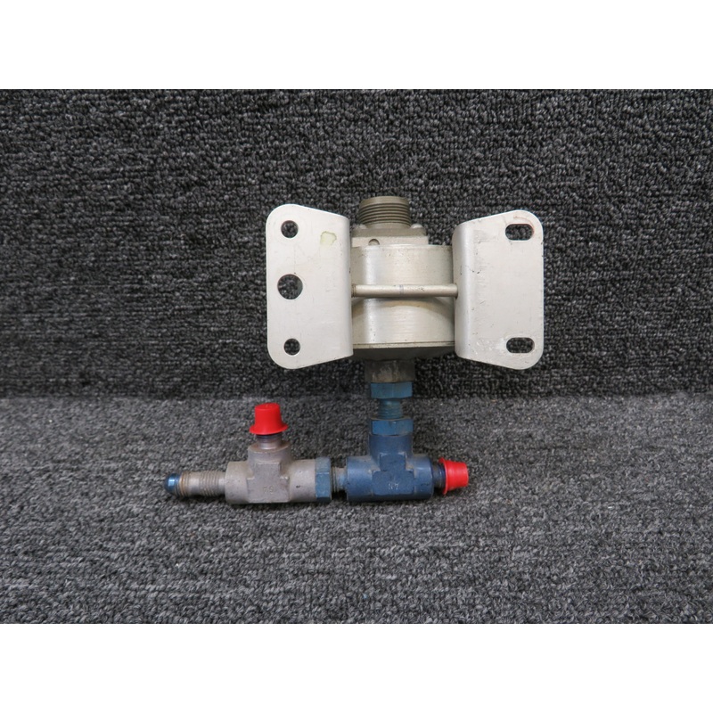 M410G-20A-39 Meletron Pressure Actuated Switch (Dented Housing) (Volts: 28)