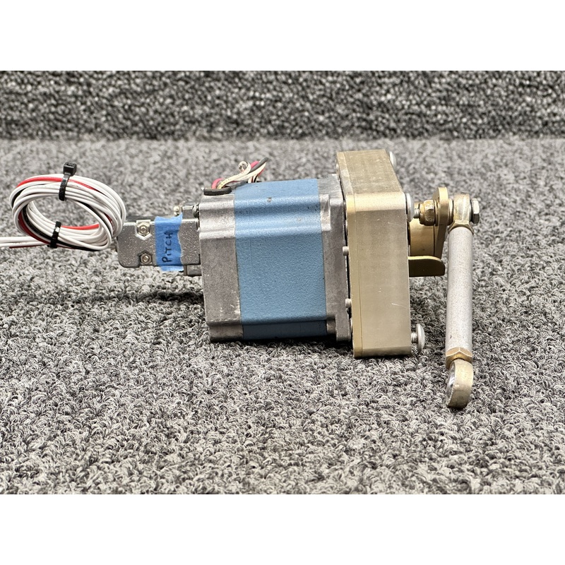 DSB-B Trutrack Pitch Servo-B Assembly with Connecting Rod