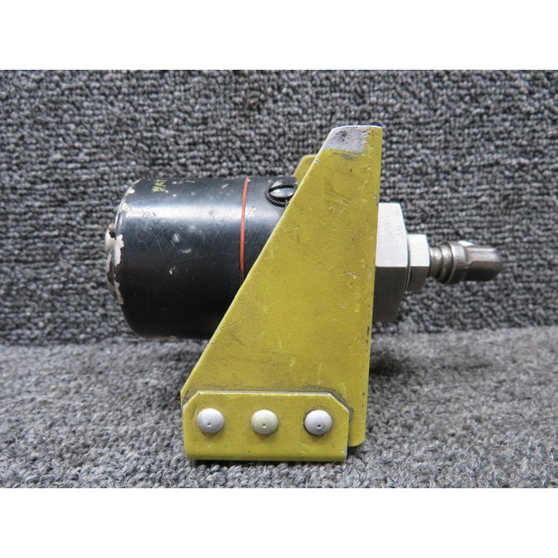 VT-0304G US Gauge Oil Pressure Transmitter with Bracket (26V)