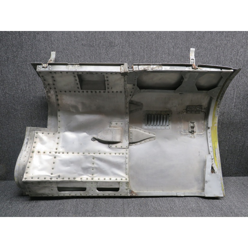 016A-13304-42 Mitsubishi MU-2B-26A Engine Nacelle Side Door Assembly RH